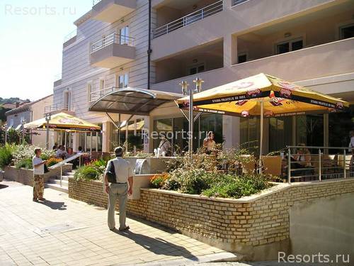 Ivka Hotel 8